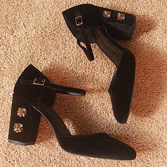 FARYLROBIN Shoes - Black Velvet Heels